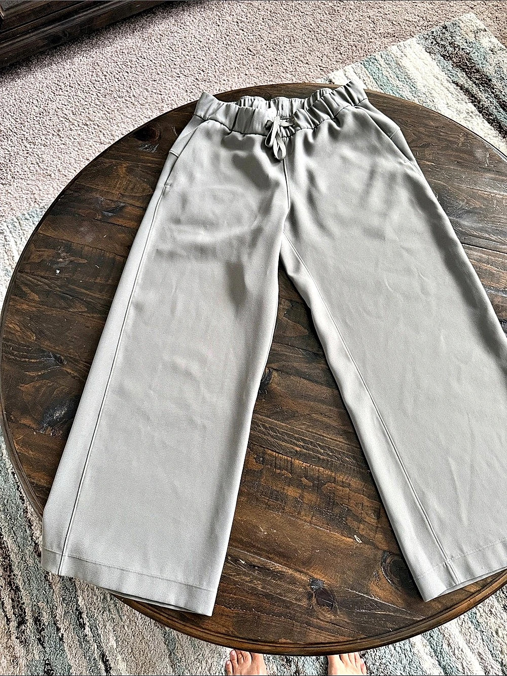 lululemon On the Fly Wide-Leg Pant Woven Gray Size 4